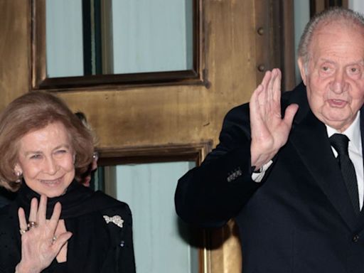 Los reyes Juan Carlos y Sofía celebran su 62 aniversario de boda por separado