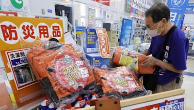 日本警告注意南海海槽地震 民眾忙採買防災用品