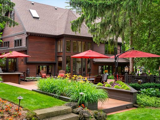The former Ontario home of a Canadian music legend is up for sale