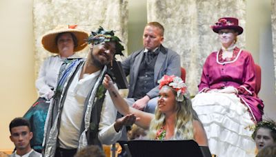 Shakespeare in the Grove returns