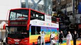 【車勢星聞】VERA率先搭上彩虹觀光巴士，體驗北市彩虹景點