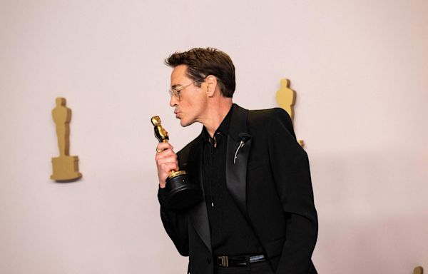 Robert Downey Jr. To Make His Broadway Debut Post Oscars Win!