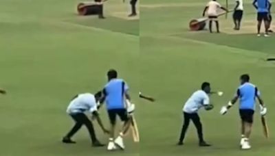 Virat Kohli Fandom: Kanpur Groundstaff Member Touches the Feet of India Great in Emotional Moment - WATCH