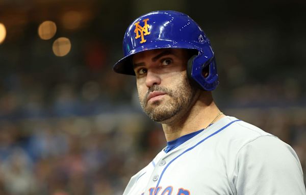 Look: Is J.D. Martinez actually at fault for Willson Contreras injury?