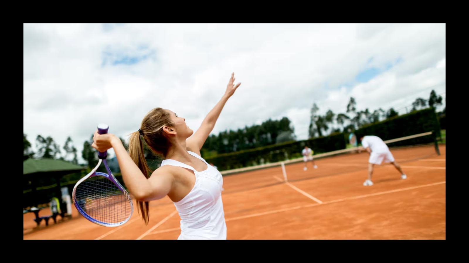 How To Keep Tennis Whites Looking White, According To A Laundry Pro