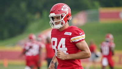 Justin Watson Carted Off During Chiefs Training Camp Practice