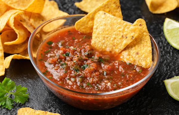 Don't Sleep On Canned Tomatoes For Easy, Flavorful Homemade Salsa