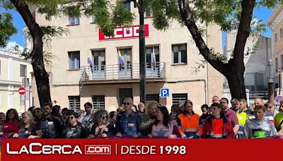 CCOO llevará a la Fiscalía la quema de la bandera LGTBI de su balcón por considerarlo un delito de odio