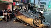 嘉義市清晨1車撞4車翻覆 受困19歲男獲救稱「不小心睡著」