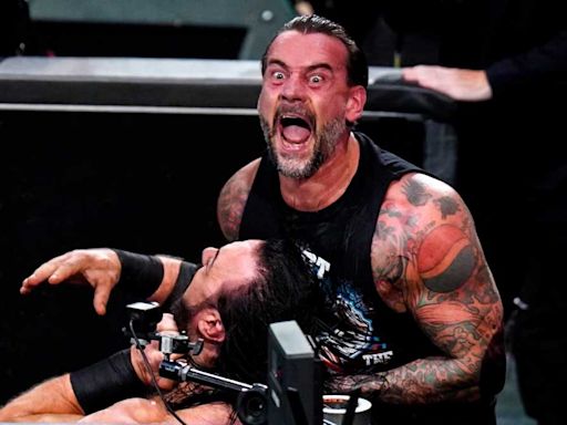 CM Punk evita que Drew McIntyre gane el Campeonato Mundial Peso Pesado de WWE