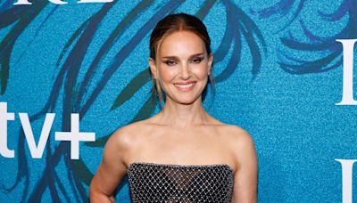 Natalie Portman displays endlessly toned legs in mesh mini dress for jaw-dropping new appearance