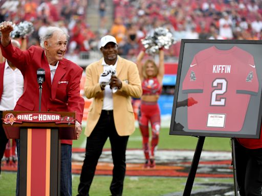 Ole Miss football helmet stickers honor Monte Kiffin, the late father of Lane Kiffin