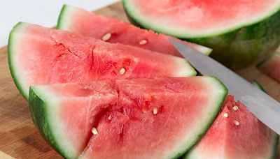 La sandía es la fruta más idónea para refrescarse gracias a su alto contenido de agua: Prepara estas 4 bebidas y combate el calor