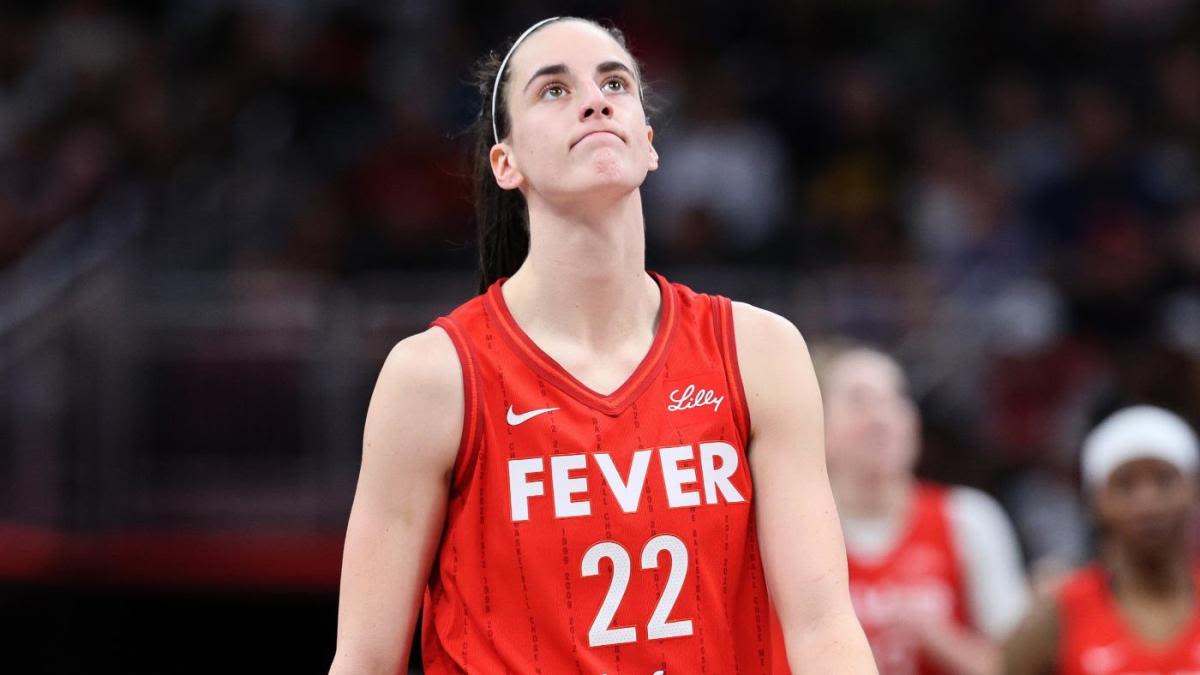 UConn's Geno Auriemma says Fever's Caitlin Clark was 'set up for failure,' calls out 'delusional' fans