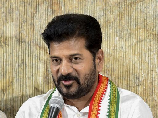 Revanth Reddy says he is ready to fast unto death for Telangana, dares Chandrasekhar Rao to join hands with him