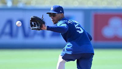 Dodgers End the Mookie Betts Shortstop Experiment