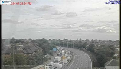 M25 closed with 11 mile tailbacks after lorry and van crash near Dartford Crossing