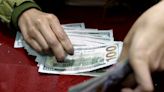 El peso mexicano cae un 4,36 % ante el dólar tras el triunfo electoral del oficialismo