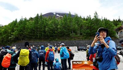 富士山登山季開始不到半月已有5名登山客死亡 警籲天候不佳勿冒險