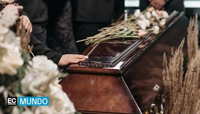 Una mujer en Estados Unidos sorprendió durante su funeral
