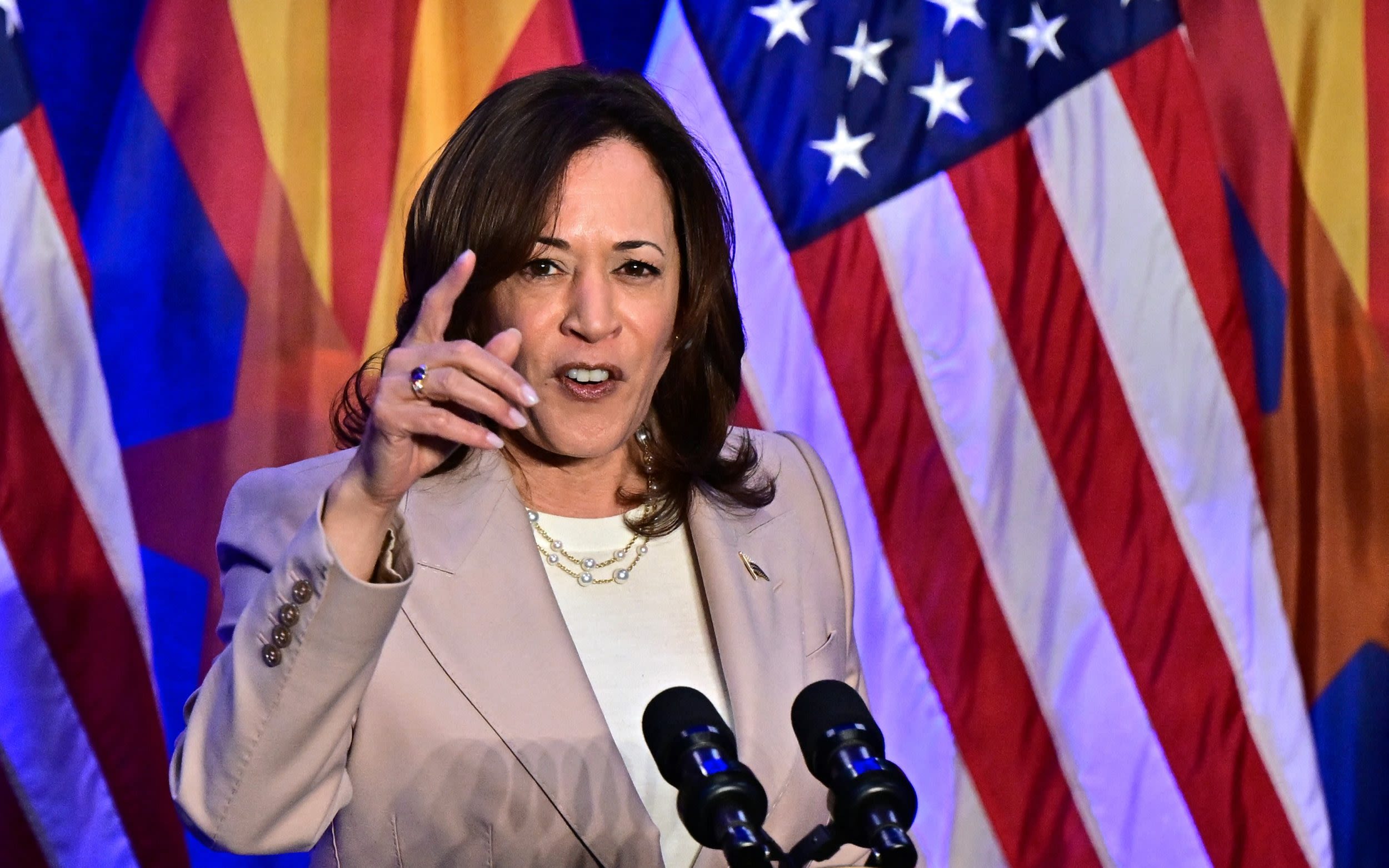 Kamala Harris tour to target black male voters