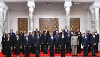 Egypt swears in a new Cabinet as mounting economic challenges fuel public discontent