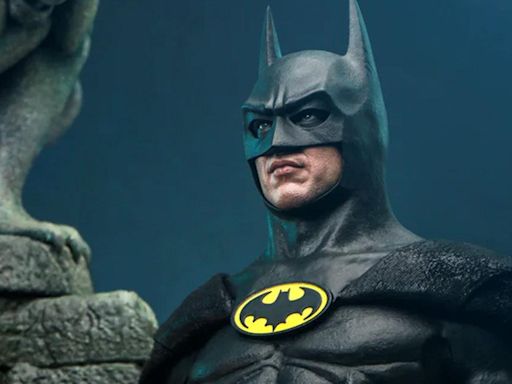 BATMAN '89: Hot Toys Unveils 1/6th Scale Deluxe Figure Of Michael Keaton's Iconic Take On The Dark Knight