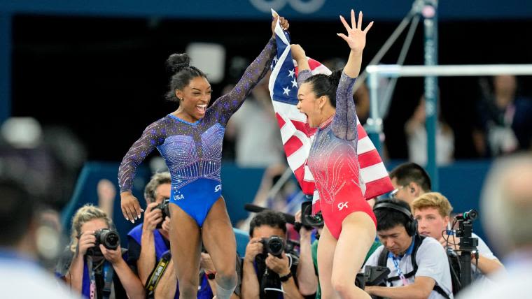Olympic women's gymnastics results: Simone Biles, Suni Lee top podium with gold, bronze medals in all-around final | Sporting News