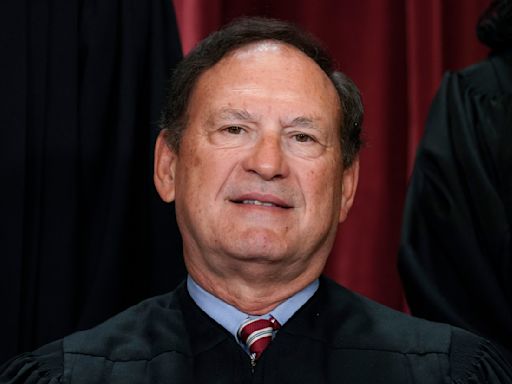 The 'Appeal to Heaven' flag involved in Alito controversy evolved from Revolutionary War symbol to banner of the far right