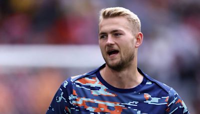 Matthijs de Ligt signs and Erik ten Hag lands £210m trio - Man Utd dream line-up