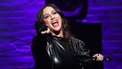 Alanis Morissette Brings Her Drummer’s Daughter Onstage to Sing 'Ironic' at New York Concert