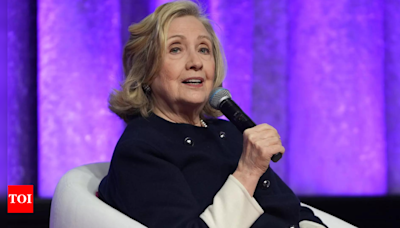 Hillary Clinton on what she's expecting from Trump vs Biden: 'Not best actor' - Times of India