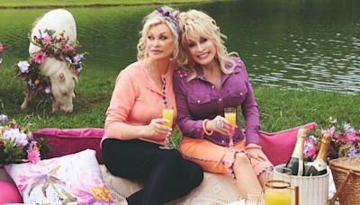 Would Dolly Parton Ever Host a Cooking Show? She Says... - E! Online