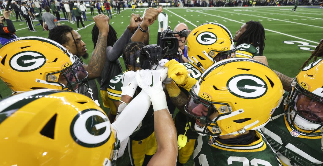 NFL Speaks Out On Reports Packers, Eagles Can't Wear Green For Opener