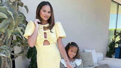 Chrissy Teigen Shares the Adorable Way Daughter Luna, 8, Assisted Mom During Her “SI Swimsuit ”Photo Shoot