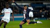 Mbappé salva al PSG con penal; Neymar expulsado