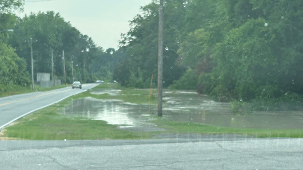 Residents ordered to evacuate after dam fails in Bennettsville