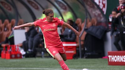 Christine Sinclair's retirement announcement has soccer fans mourning Canada's soccer legend: 'A hero to so many'