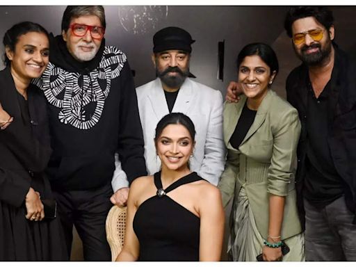 Amitabh Bachchan, Kamal Haasan and Prabhas Pose with Pregnant Deepika Padukone for 'Kalki 2898 AD' Film | - Times of India