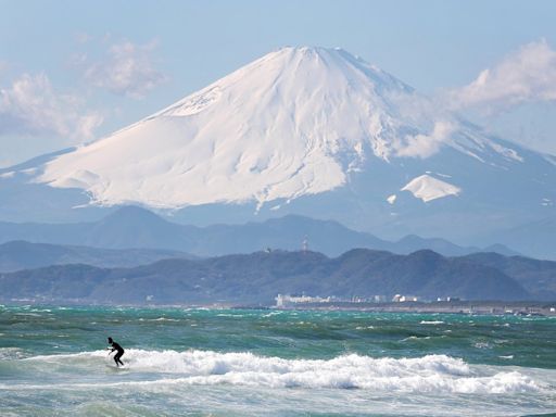 Three bodies found inside crater at summit of Mount Fuji