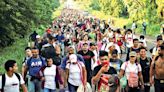 Caravana con más de mil migrantes parte de Chiapas y se dirige hacia EU