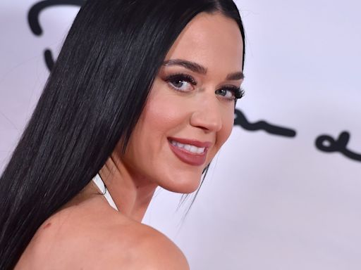 De Katy Perry a Rihanna: los looks de las famosas en la Met Gala generados por IA - La Opinión