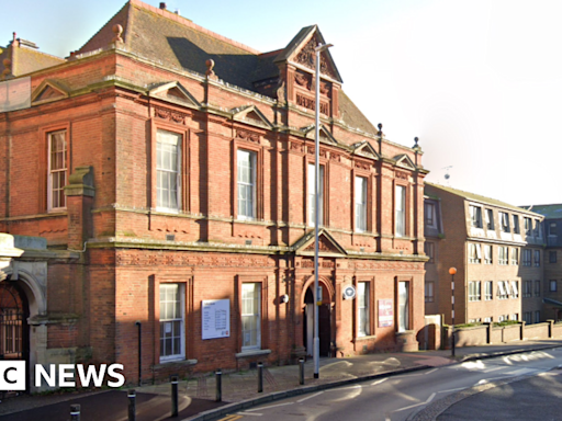 Folkestone: Plans to move library into former Debenhams store