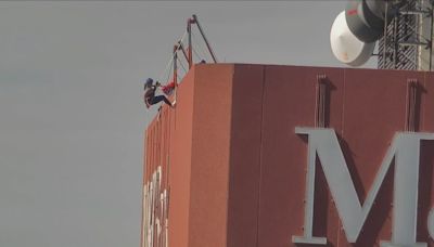 Western New Yorkers rappel off the Seneca One roof, raise money for a good cause