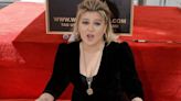 Kelly Clarkson ‘is happy and has no regrets’ over Brandon Blackstock divorce