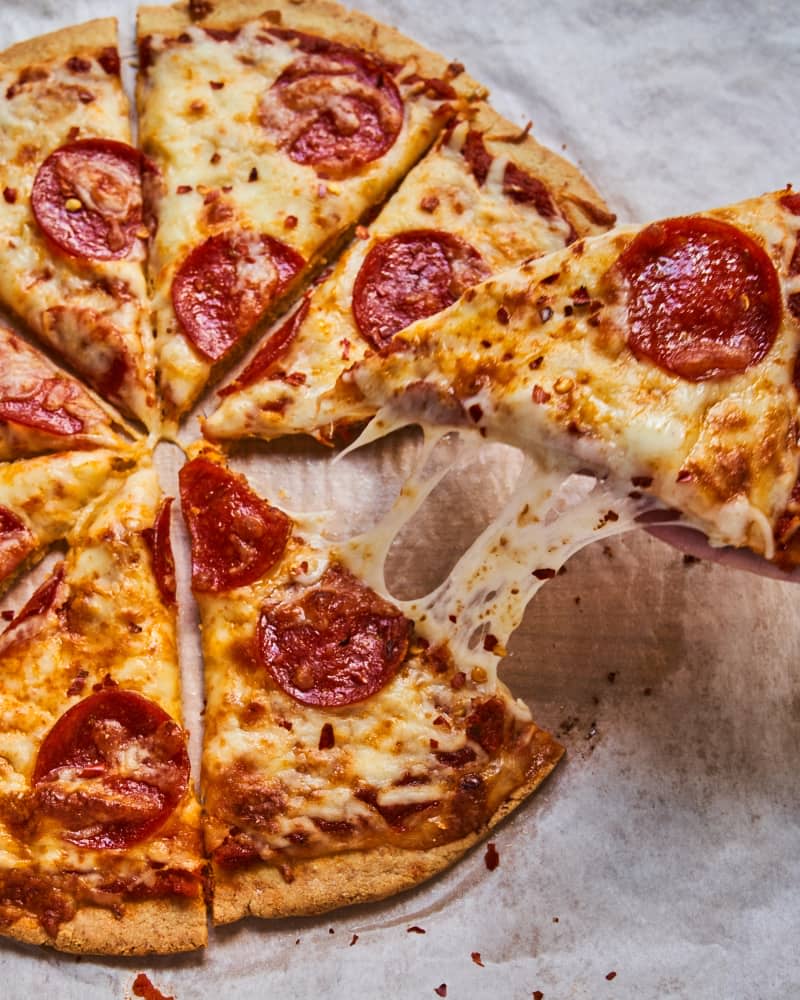 We Asked 3 Chefs to Name the Best Frozen Pizza, and They All Said the Same One