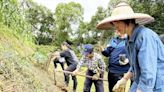 棄耕茶園再生 中華大學師生新植養護逾600棵樹