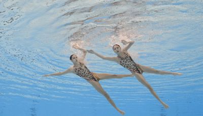 China claims another gold in artistic swimming, caps perfect two weeks at Olympic Aquatics Centre - WTOP News