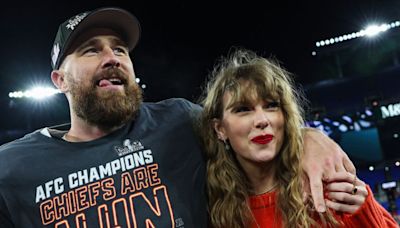 Fans Point Out Travis Kelce's Habit With Taylor Swift