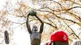 NC State basketball’s David Thompson honored with statue, lauded by legends